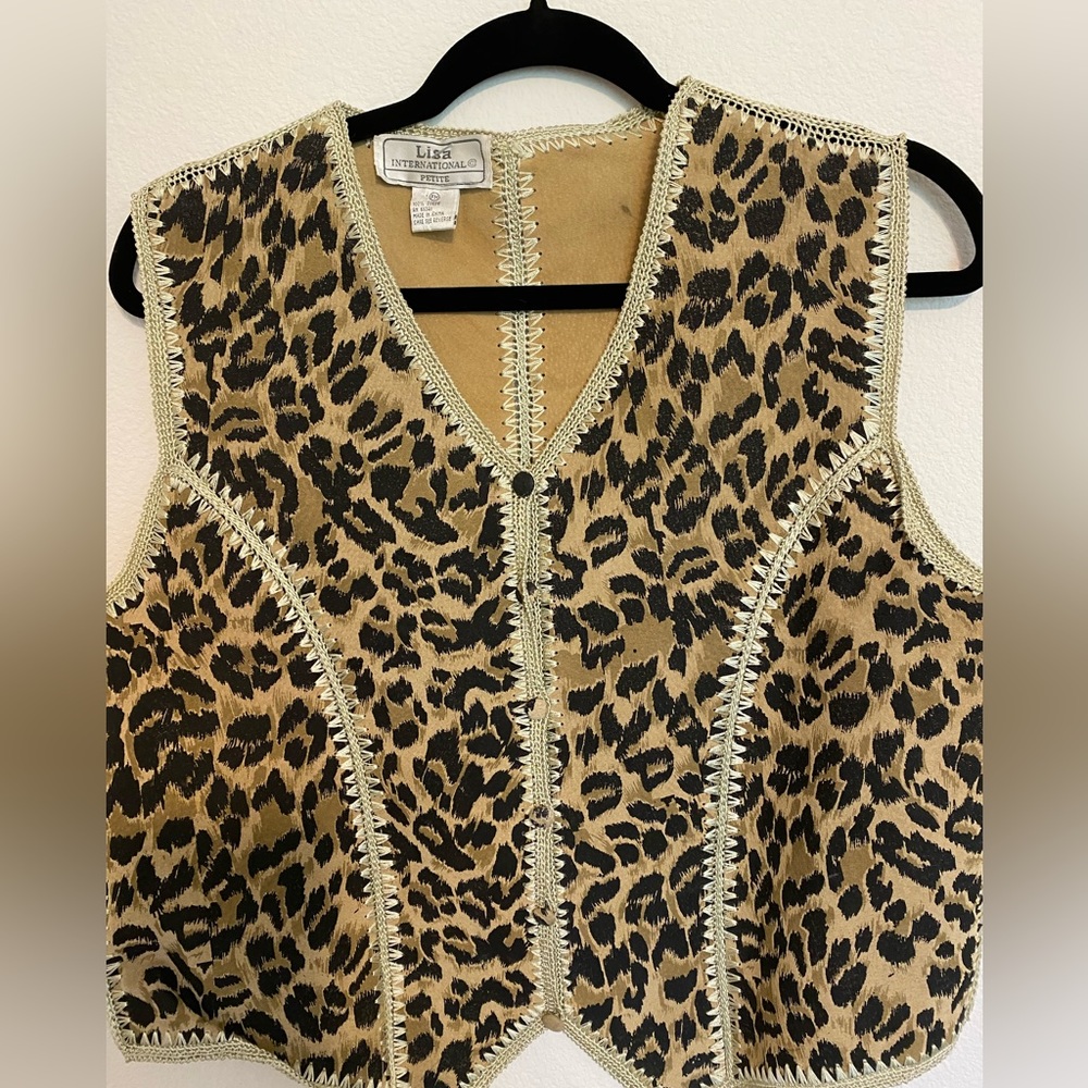Lisa International Petite 100% Suede Size PM Animal Print